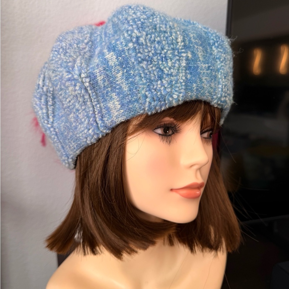 Blue Ombré Knit Beret - Picture 7 of 8